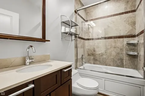 4755 North Kilbourn Avenue Chicago IL 60630