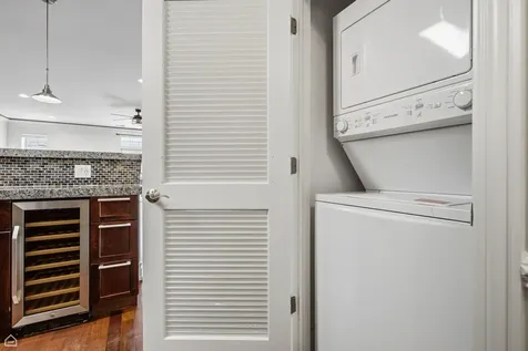 4755 North Kilbourn Avenue Chicago IL 60630