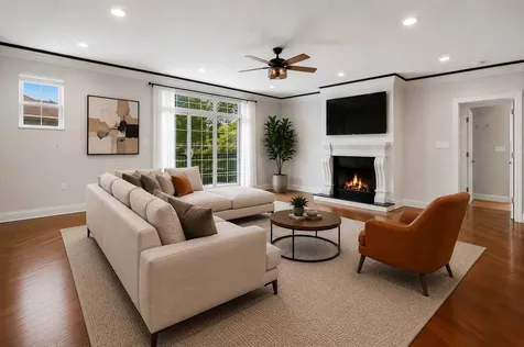 4755 North Kilbourn Avenue Chicago IL 60630