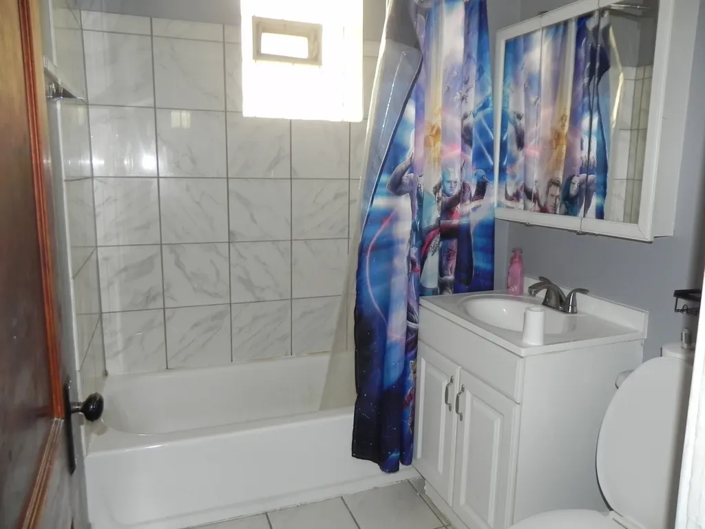 2330 West Thomas Street Chicago IL 60622