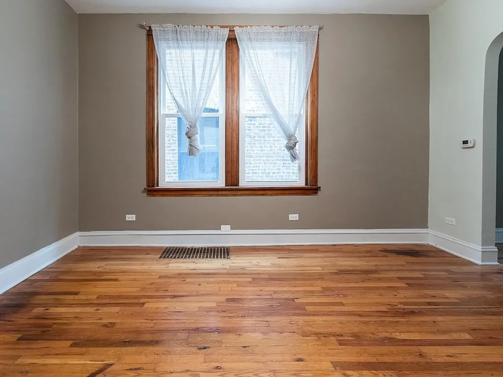 2330 West Thomas Street Chicago IL 60622