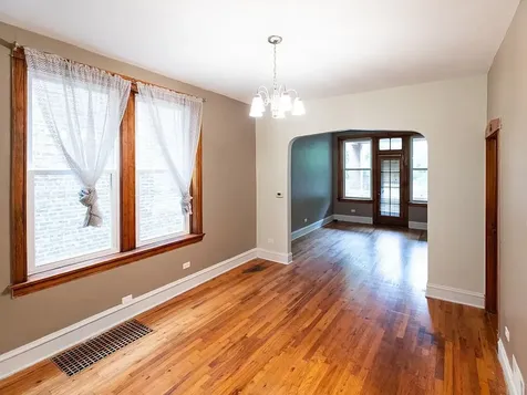 2330 West Thomas Street Chicago IL 60622