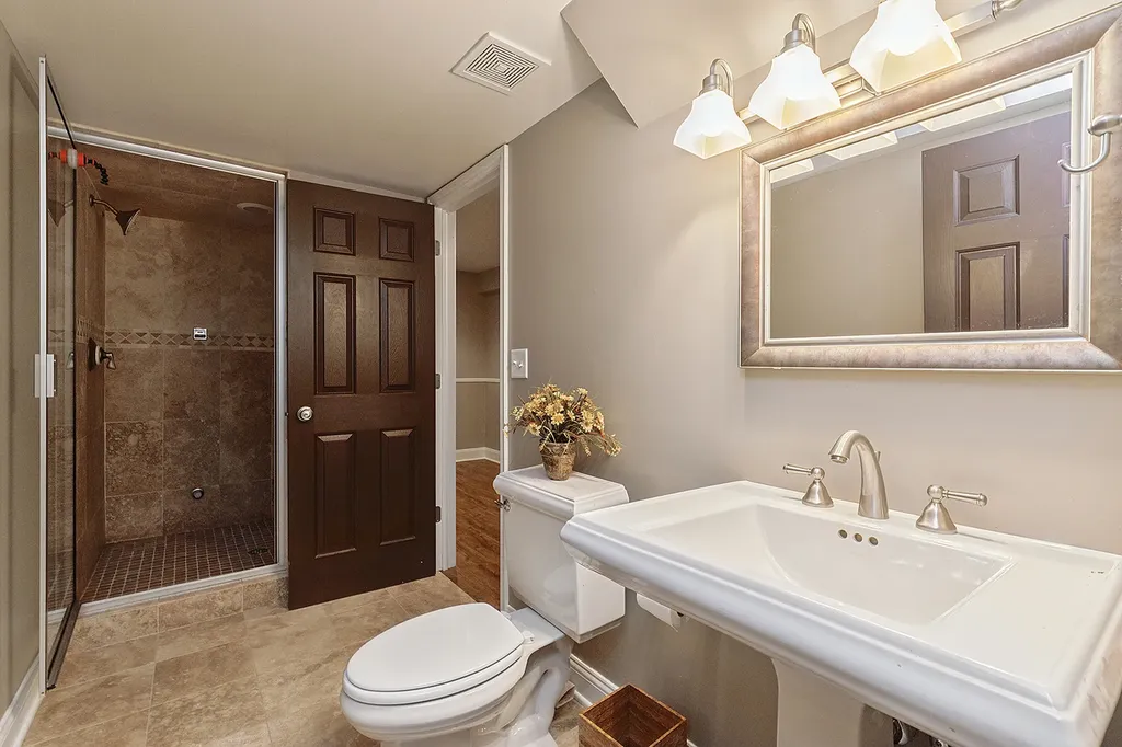 17320 Elk Drive Orland Park IL 60467