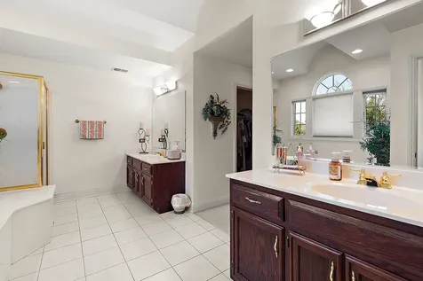17320 Elk Drive Orland Park IL 60467