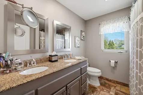8549 Blue Ridge Avenue Hickory Hills IL 60457
