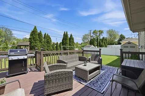 8549 Blue Ridge Avenue Hickory Hills IL 60457