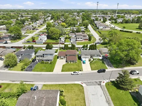 8549 Blue Ridge Avenue Hickory Hills IL 60457
