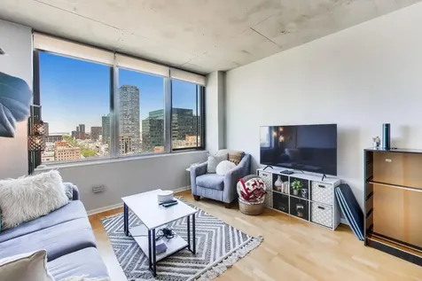 659 West Randolph Street Chicago IL 60661