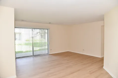 1606 West Quail Court Arlington Heights IL 60004