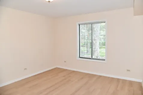 1606 West Quail Court Arlington Heights IL 60004