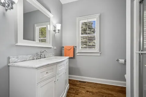 493 Bond Drive Batavia IL 60510