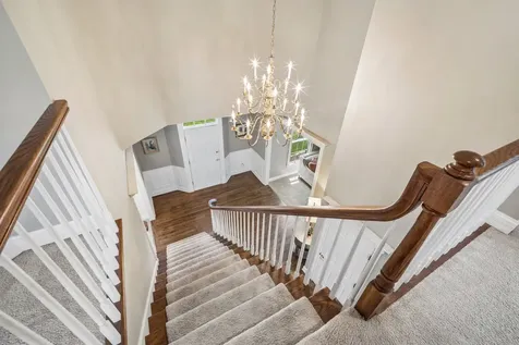 493 Bond Drive Batavia IL 60510