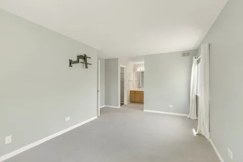 330 Wethington Drive Wauconda IL 60084
