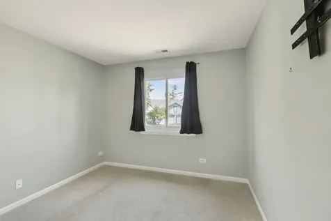 330 Wethington Drive Wauconda IL 60084