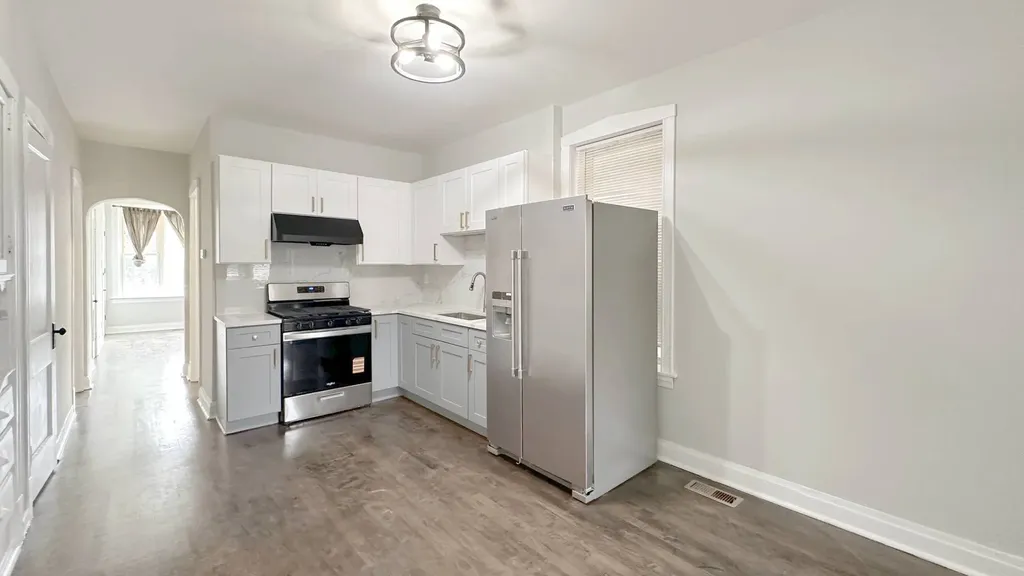 3134 West 42nd Street Chicago IL 60632