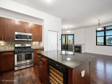 1464 South Michigan Avenue Chicago IL 60605