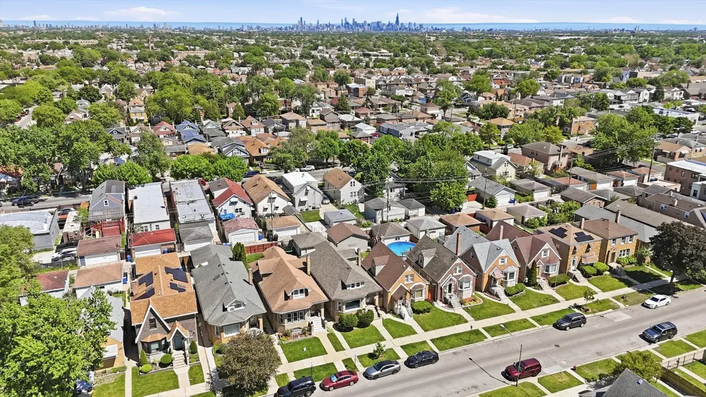 2937 North Nagle Avenue Chicago IL 60634