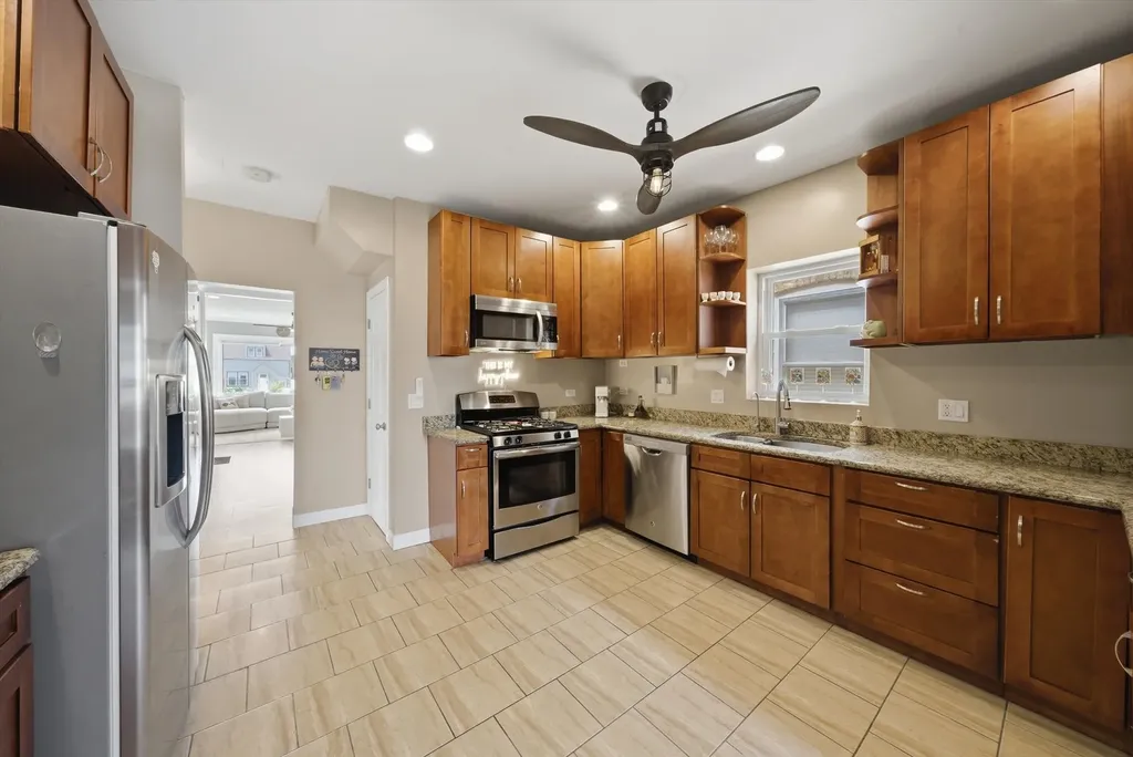 2937 North Nagle Avenue Chicago IL 60634