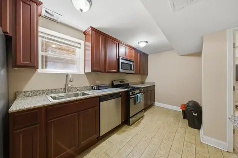 2937 North Nagle Avenue Chicago IL 60634