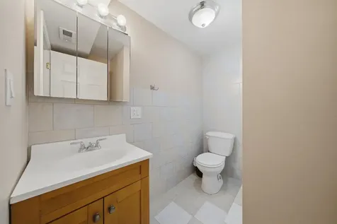 2937 North Nagle Avenue Chicago IL 60634