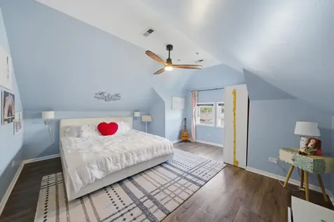 2937 North Nagle Avenue Chicago IL 60634