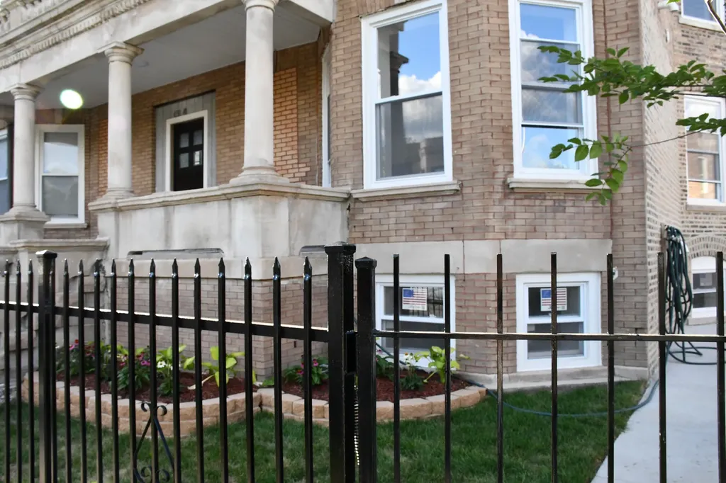 4138 West Jackson Boulevard Chicago IL 60624