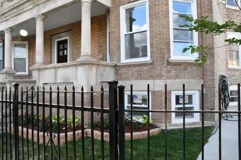 4138 West Jackson Boulevard Chicago IL 60624