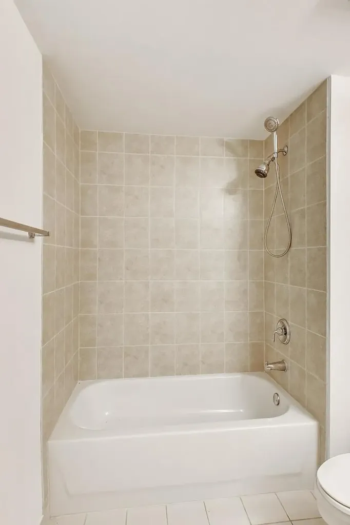 1070 West 15th Street Chicago IL 60608