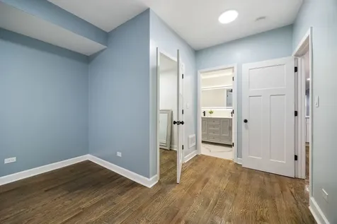 1132 North Waller Avenue Chicago IL 60651