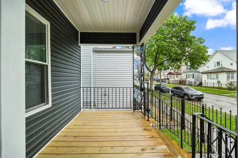 1132 North Waller Avenue Chicago IL 60651