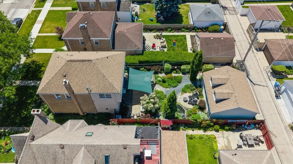 3242 North New England Avenue Chicago IL 60634