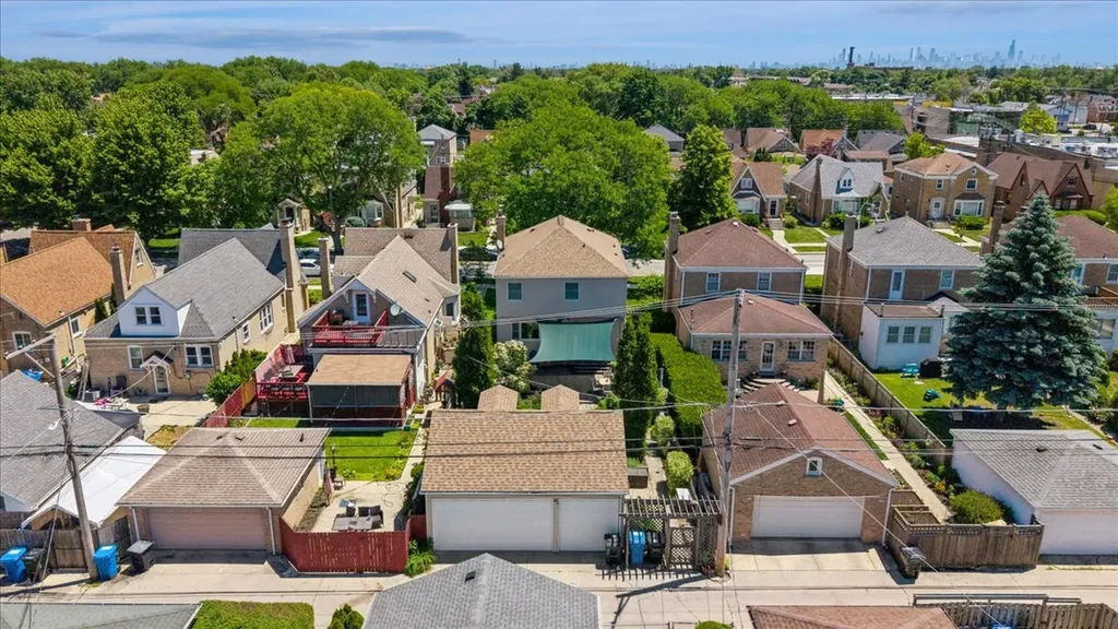 3242 North New England Avenue Chicago IL 60634