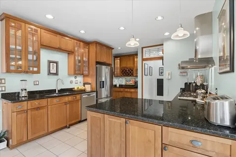 3242 North New England Avenue Chicago IL 60634