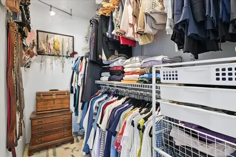 3242 North New England Avenue Chicago IL 60634