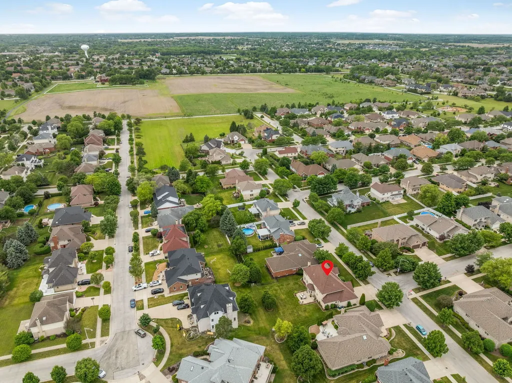 10417 Venice Lane Orland Park IL 60467