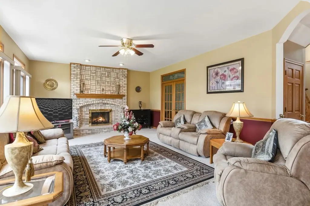 10417 Venice Lane Orland Park IL 60467