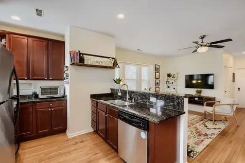 4344 North Spaulding Avenue Chicago IL 60618