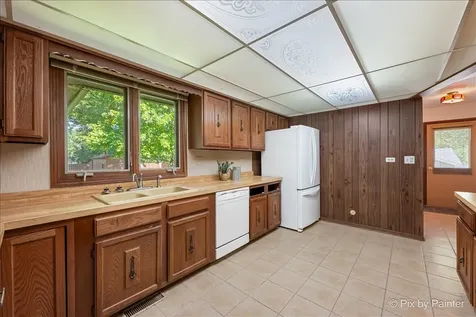 1216 South Grove Avenue Barrington IL 60010