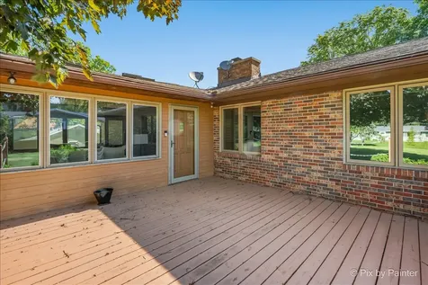 1216 South Grove Avenue Barrington IL 60010