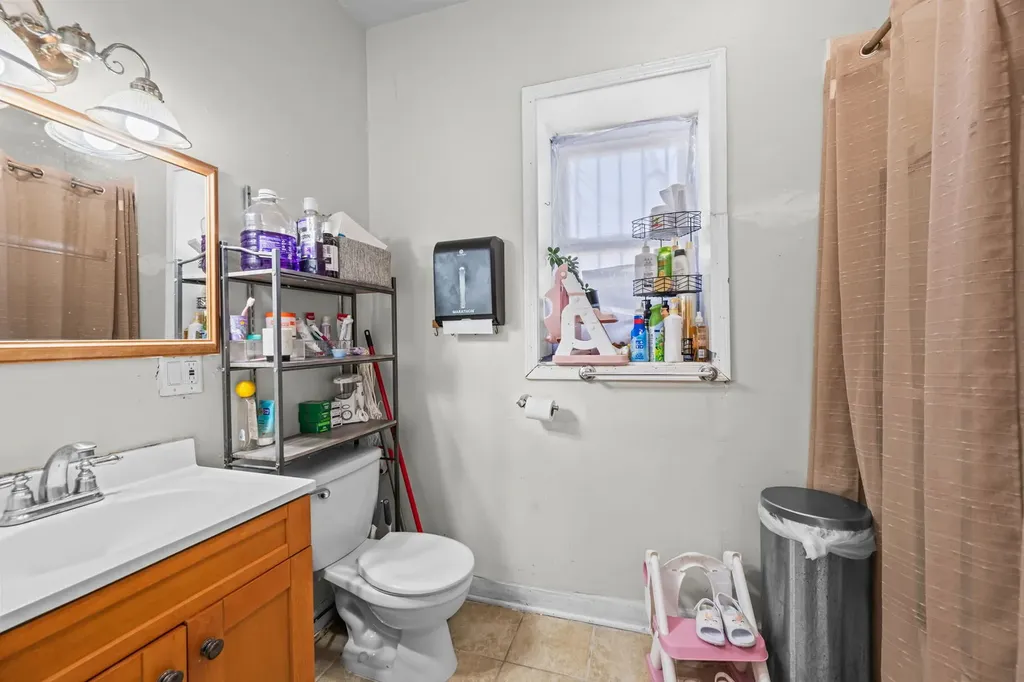 2822 North Milwaukee Avenue Chicago IL 60618