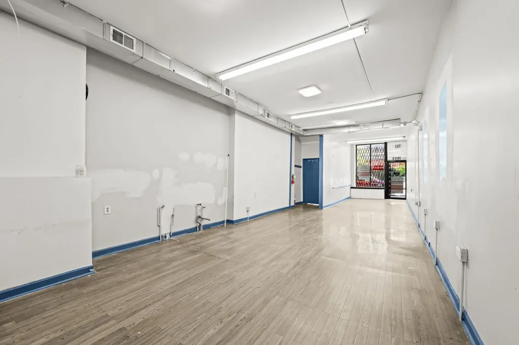2822 North Milwaukee Avenue Chicago IL 60618
