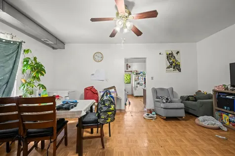 2822 North Milwaukee Avenue Chicago IL 60618