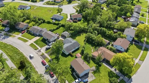1904 Campbell Avenue Chicago Heights IL 60411