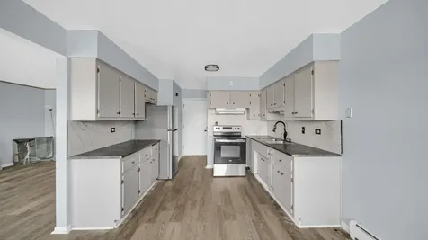 201 West 144th Street Riverdale IL 60827