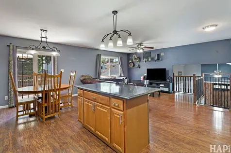 3615 West Drake Court Mchenry IL 60050