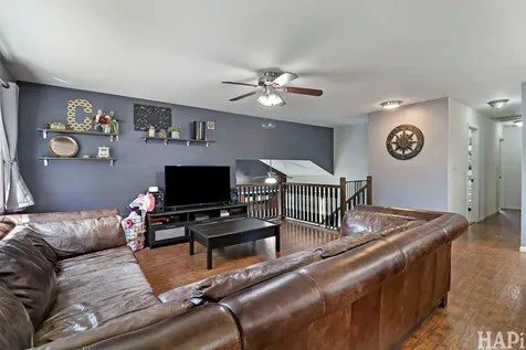 3615 West Drake Court Mchenry IL 60050