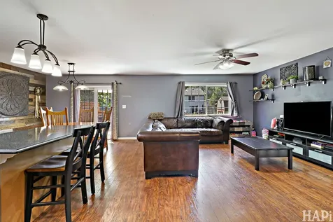 3615 West Drake Court Mchenry IL 60050