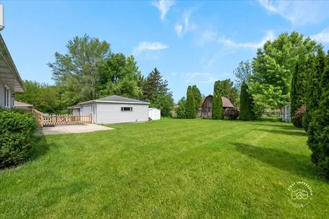 184 Locust Street South Elgin IL 60177