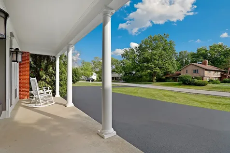 878 Saint Andrews Way Frankfort IL 60423