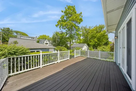 1822 Walnut Avenue Wilmette IL 60091
